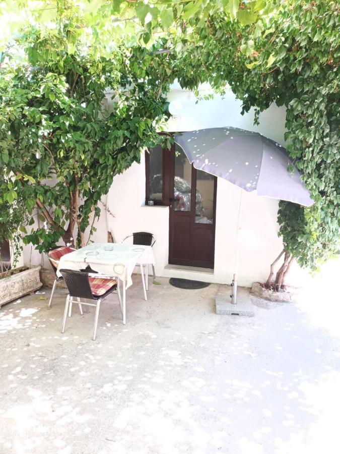 Apartamento Kontin 2 Stari Grad  Exterior foto
